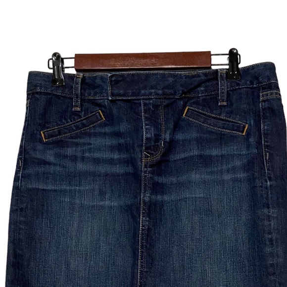 Gap Jeans Limited Edition Women’s Jean Skirt Dark Wash Blue - Picture 2 of 16